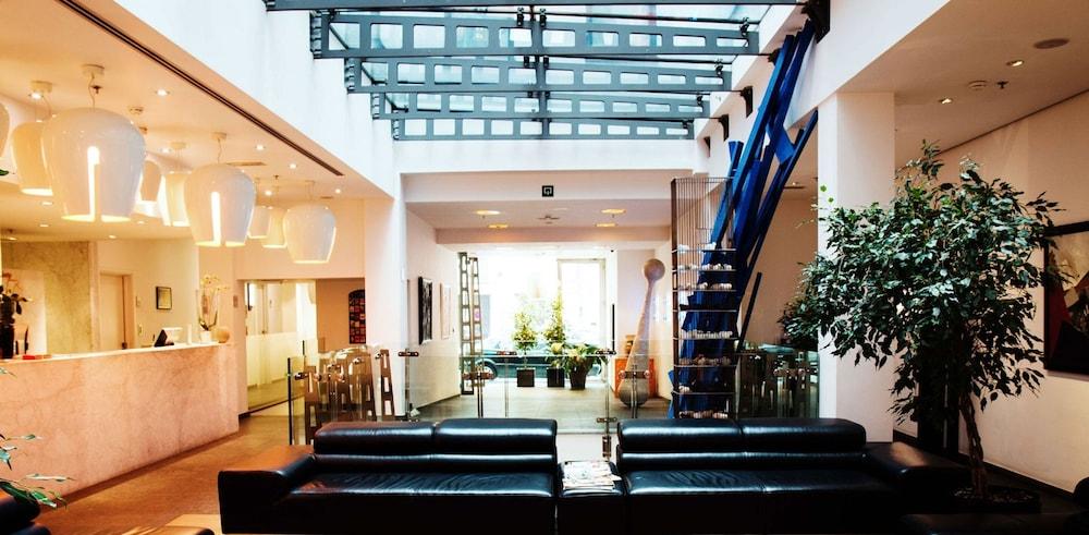 Hotel Aqua By Happyculture Saint-Gilles Exterior foto