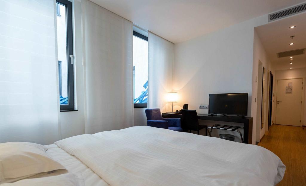 Hotel Aqua By Happyculture Saint-Gilles Exterior foto